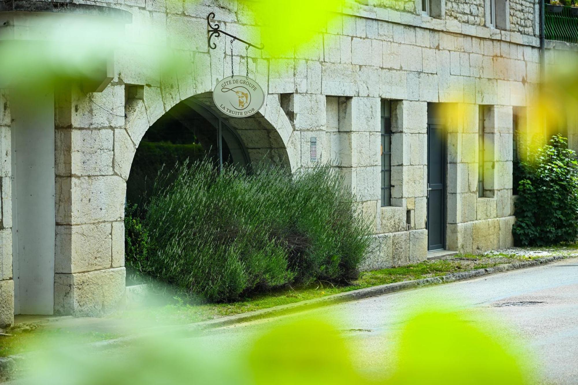 Gite La Truite D'Or Villa Lods Dış mekan fotoğraf